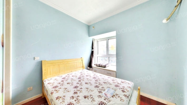 富力桃园C区二手房实景图