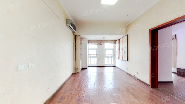 非常国际二期二手房实景图