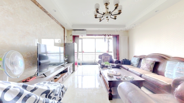 滨河蓝湾小区二手房实景图