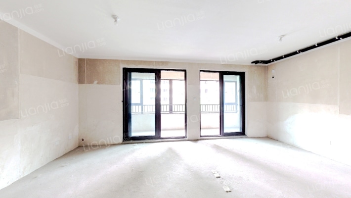 龙湖龙誉城东区二手房实景图