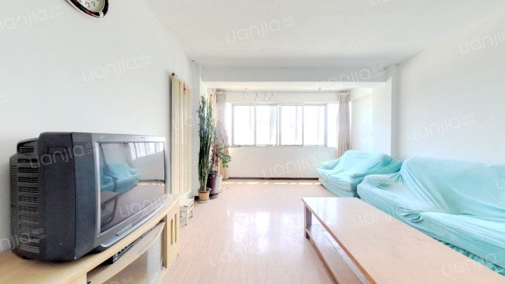 北区委家属院二手房实景图