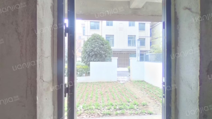 名仕府二手房实景图