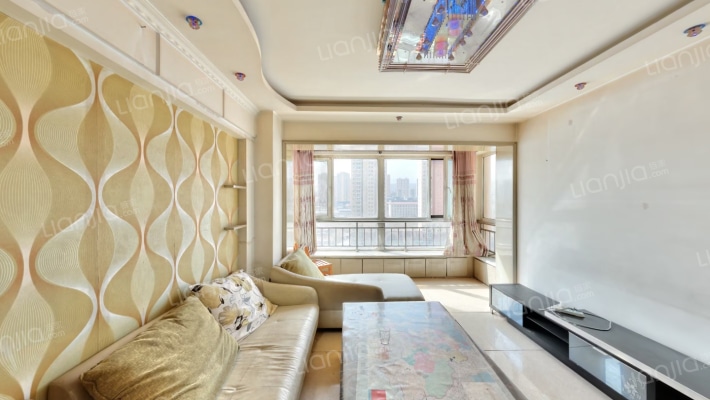 凯悦华庭一期二手房实景图