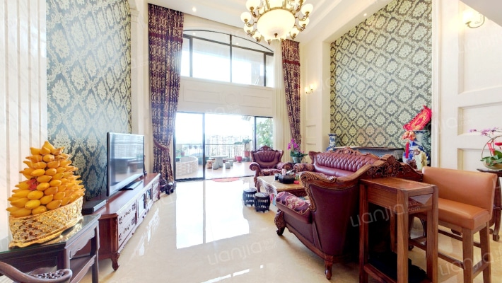 万科兰乔圣菲二手房实景图