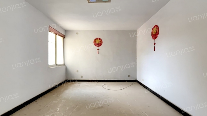 十三中小区二手房实景图