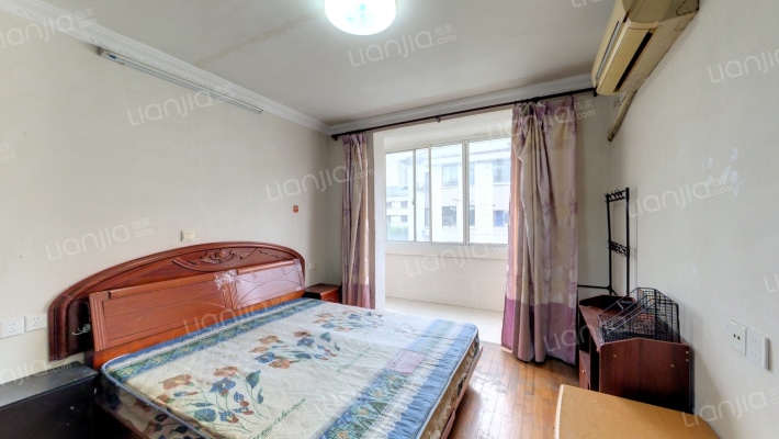 解放新村二手房实景图