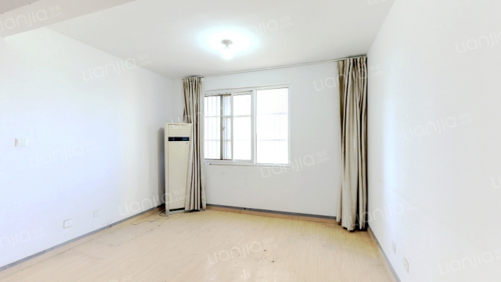 裕存堂花园二手房实景图