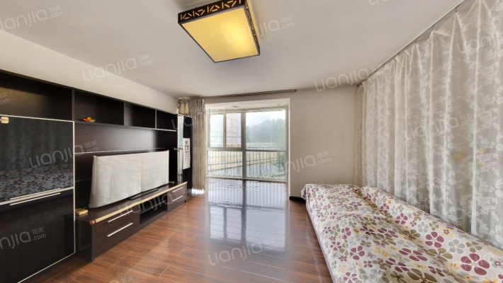 名流花园二手房实景图