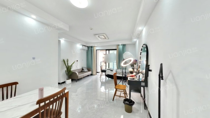 风韵妍庭二手房实景图