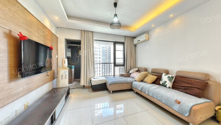 万科金润华府二手房实景图