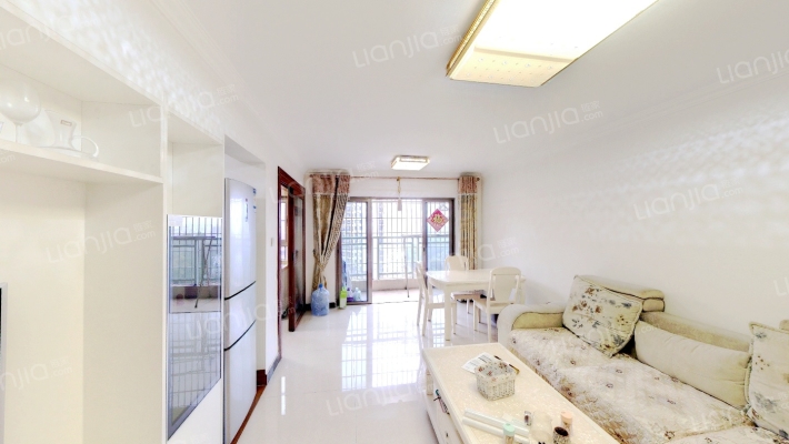 东圣维拉二手房实景图