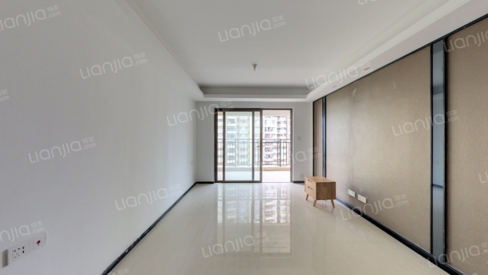 龙光玖誉湖雅湖二手房实景图