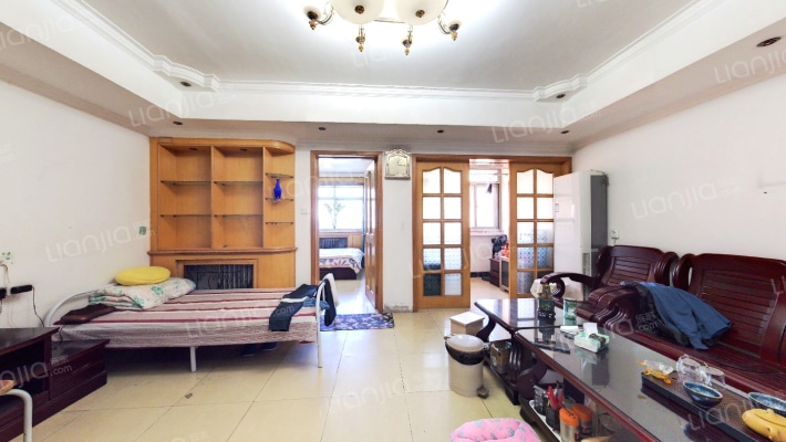 五爱屯西街二手房实景图