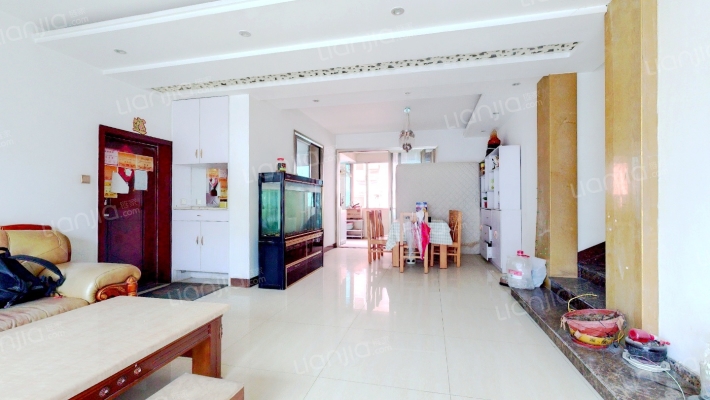 旌阳区法院宿舍二手房实景图