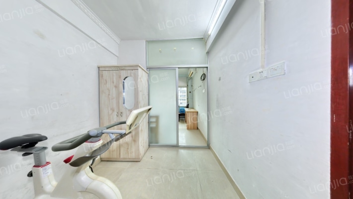 宝城花园二手房实景图