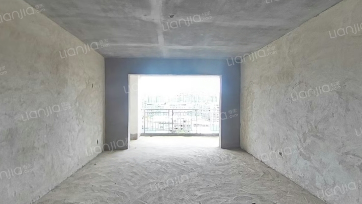 中房·华新苑二手房实景图