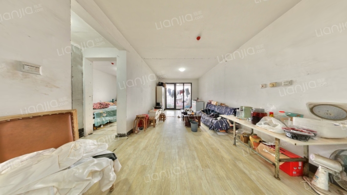 万达维多利亚湾二手房实景图