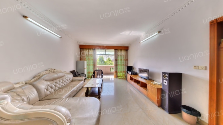 新城南小区二手房实景图