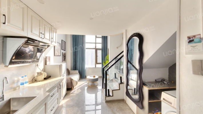 吾悦领寓LOFT二手房实景图