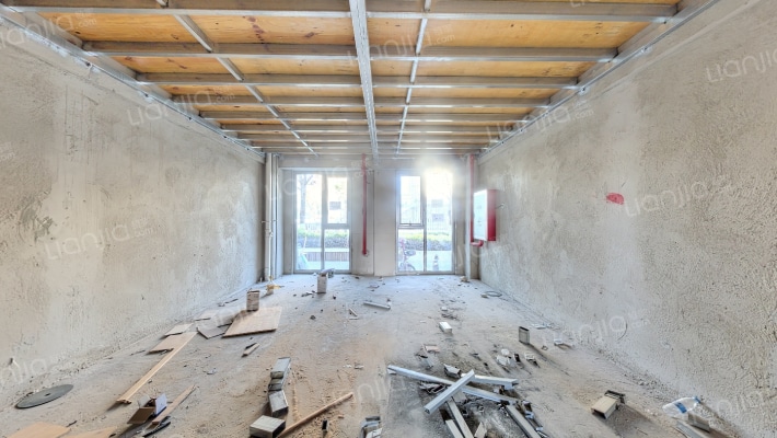 绿地东海岸海湾风尚中心铂俪湾二手房实景图