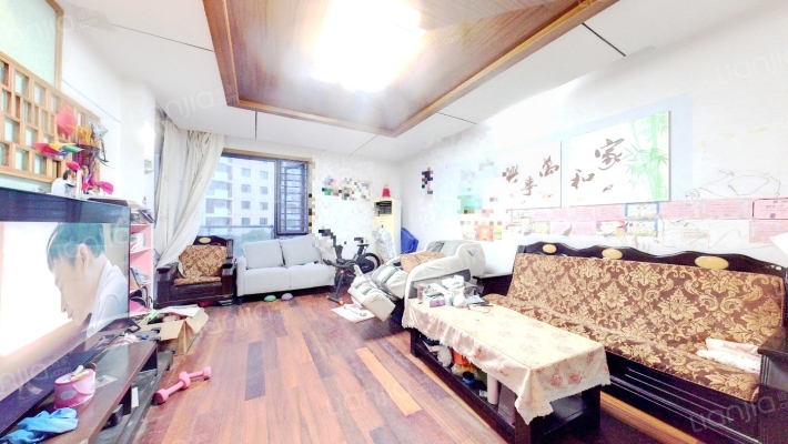 东湖大郡二期二手房实景图