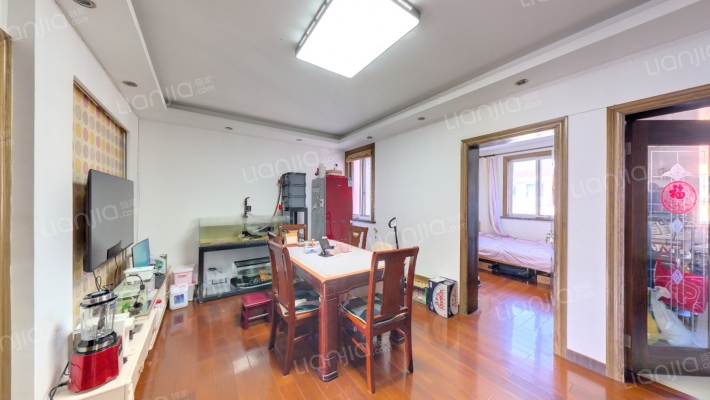 育秀九区二手房实景图