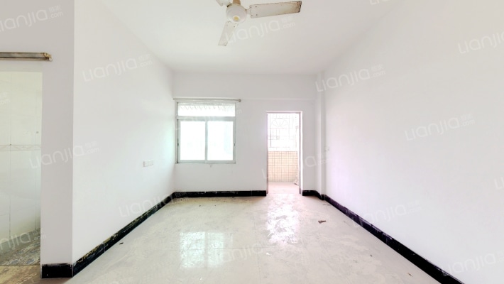 世纪楼二手房实景图