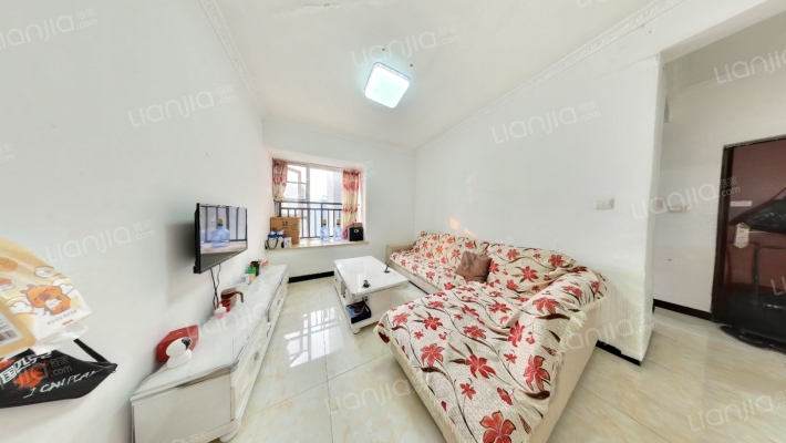 新怡花园A区二手房实景图