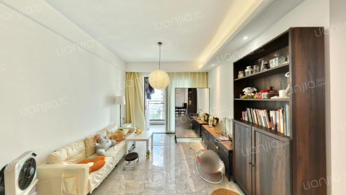 新城盛悦之光二手房实景图