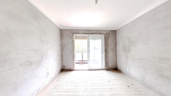 平和御江山二手房实景图