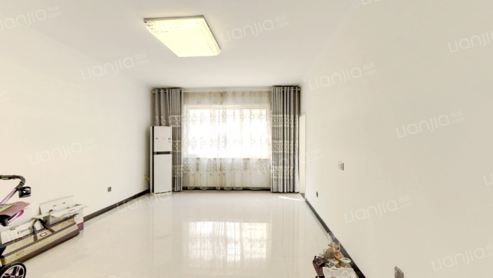 颖馨嘉苑二手房实景图