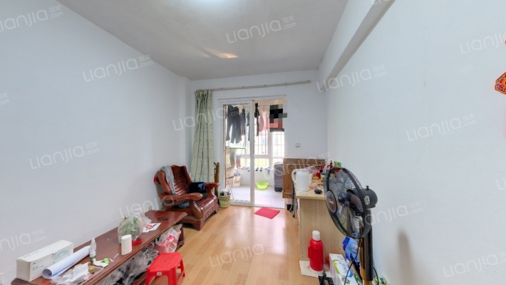 屿浦新苑南区二手房实景图