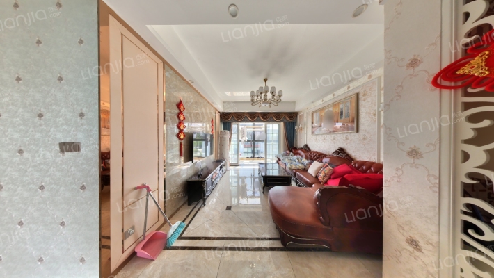 中新领袖天地二手房实景图