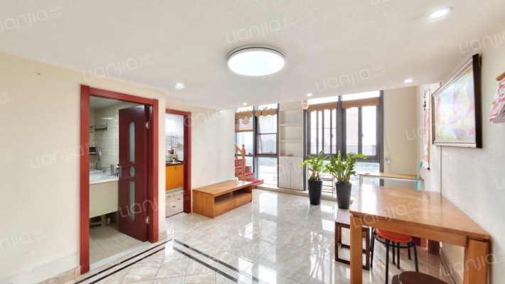 哥伦大厦二手房实景图