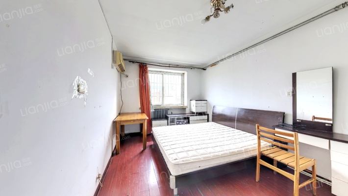 十二经路4二手房实景图