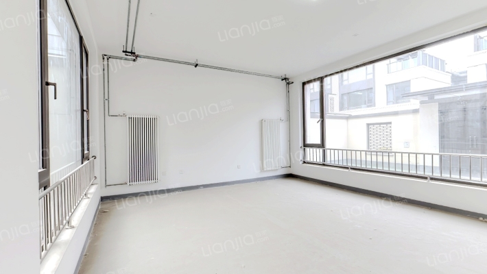 鲁能格拉斯小镇二手房实景图