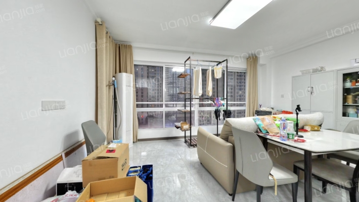 世茂新界二手房实景图