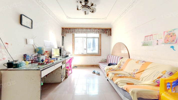 黄鹂路48号二手房实景图