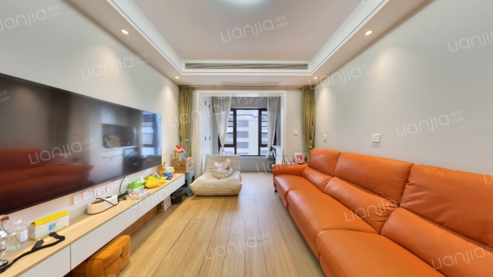 融信望湖宸院二手房实景图