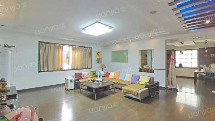 名牌大厦二手房实景图