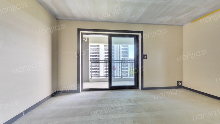 保利清能拾光年二手房实景图