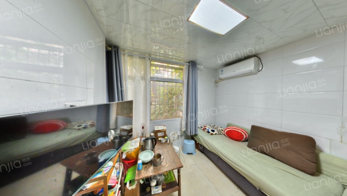 雁鸣山庄二手房实景图