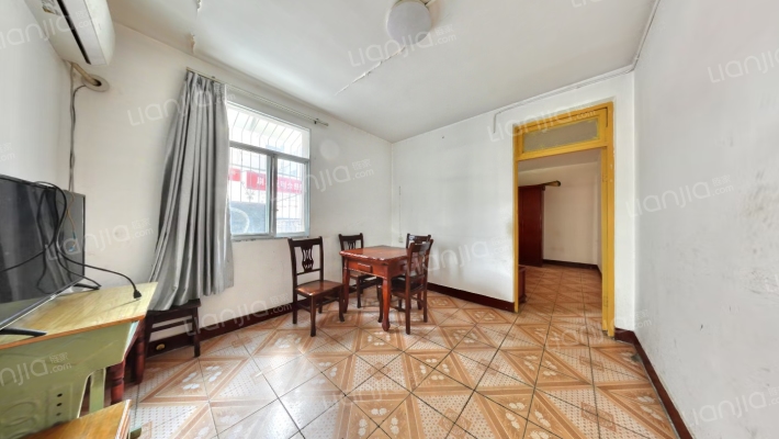 城皇庙街57号二手房实景图