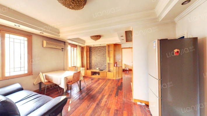 白玉兰公寓二手房实景图