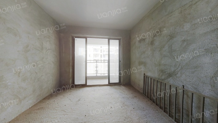 华日城市理想二手房实景图