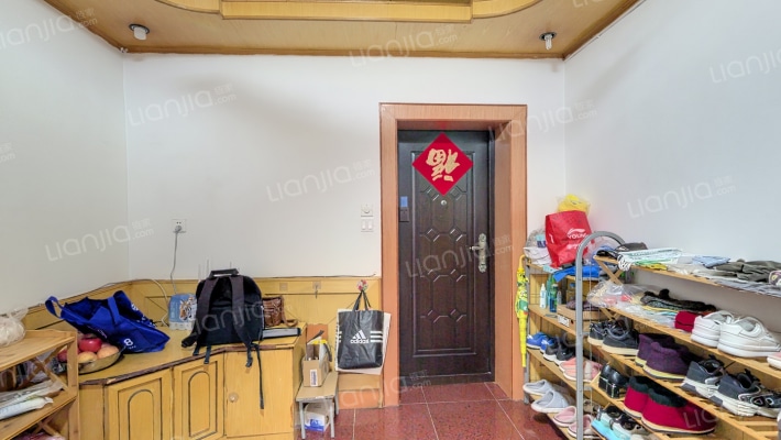 近圣社区二手房实景图