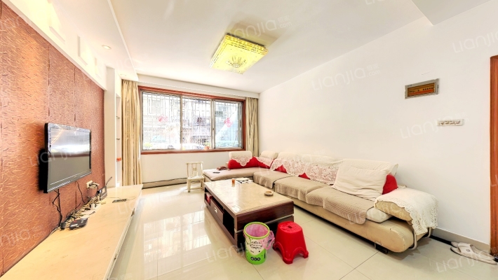 丹江路县五金家属院二手房实景图