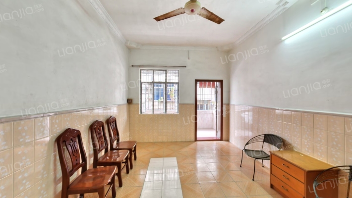 碧翠苑二手房实景图