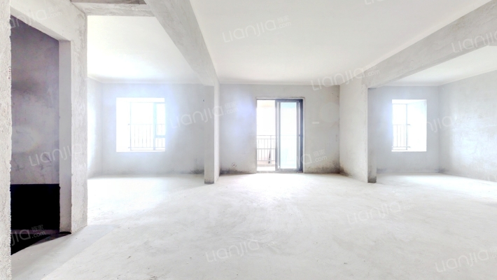 现代天外天小镇二手房实景图