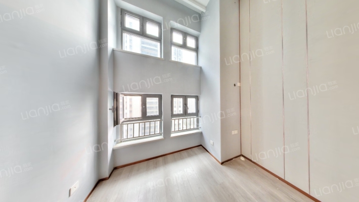 山钢锦绣里二手房实景图